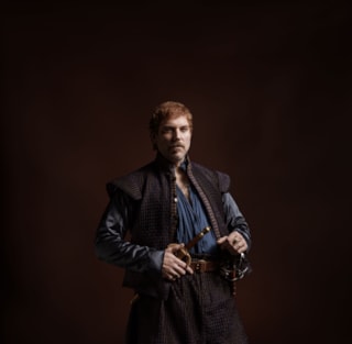 (c) Martijn van Beenen - Kostuumfoto Matteo van der Grijn als Lumey in Willem van Oranje - De Musical